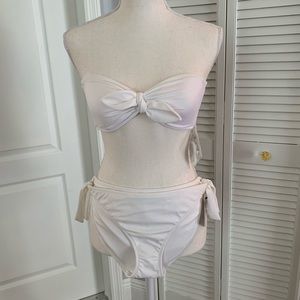 👙New Victoria’s Secret two pieces Swimsuit.